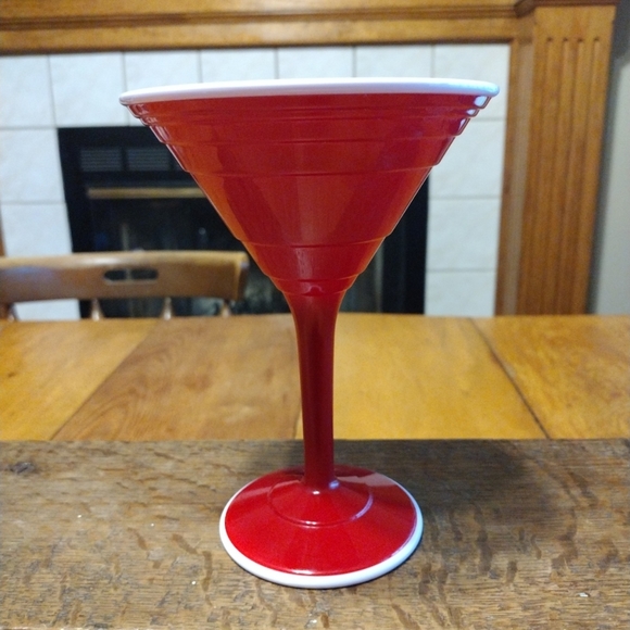 Red Cup Living Reusable Cocktail Cup 12 Oz  Red Stem Barware Plastic BPA Free - Picture 1 of 4